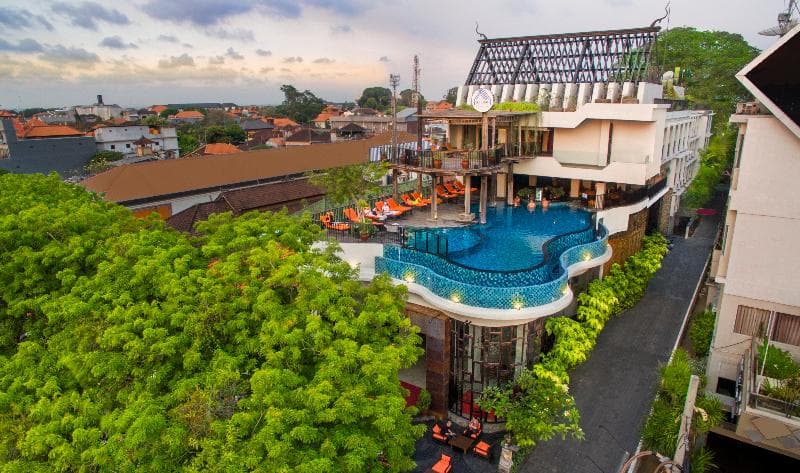 Sun Island Hotel & Spa Legian 2