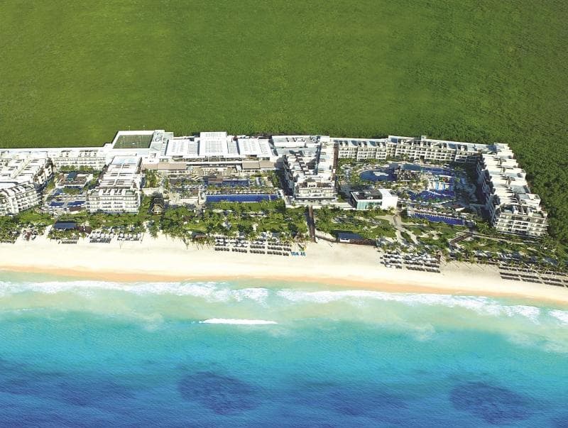 Royalton Riviera Cancun Resort and Spa 2