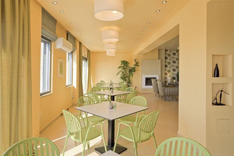 Marini Luxury Apartments And Suites photo 1