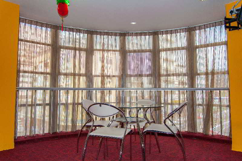 Lucky 11 Hotel 3
