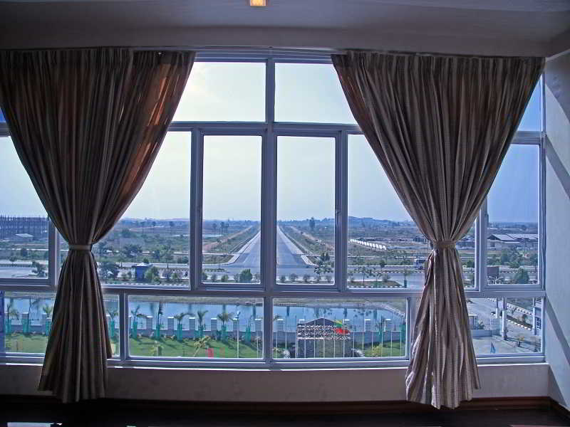 Excel Capital Hotel 4