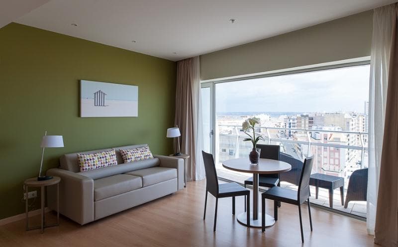 Eurostars Oasis Plaza Hotel 4