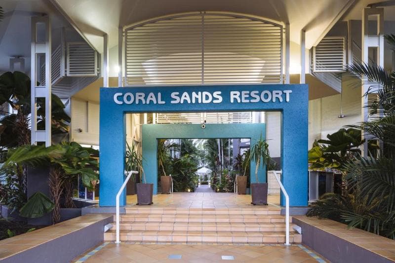 Coral Sands Beachfront Resort 4