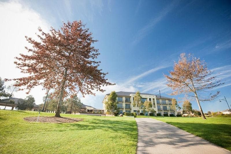 Yarra Valley Lodge 5