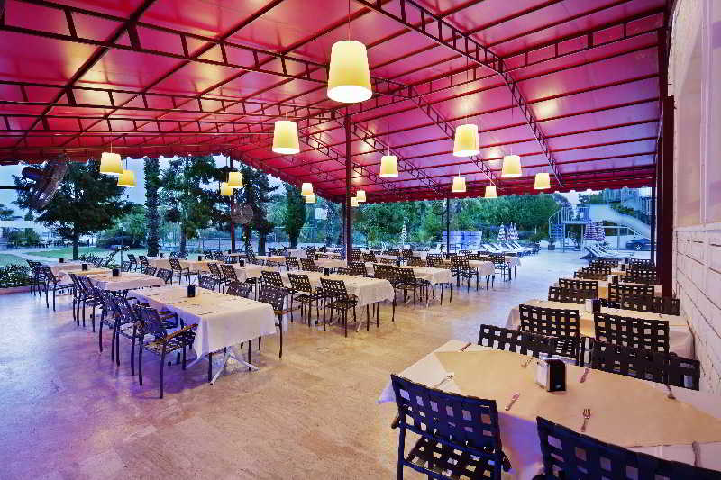 Rose Garden Premium Hotel 3