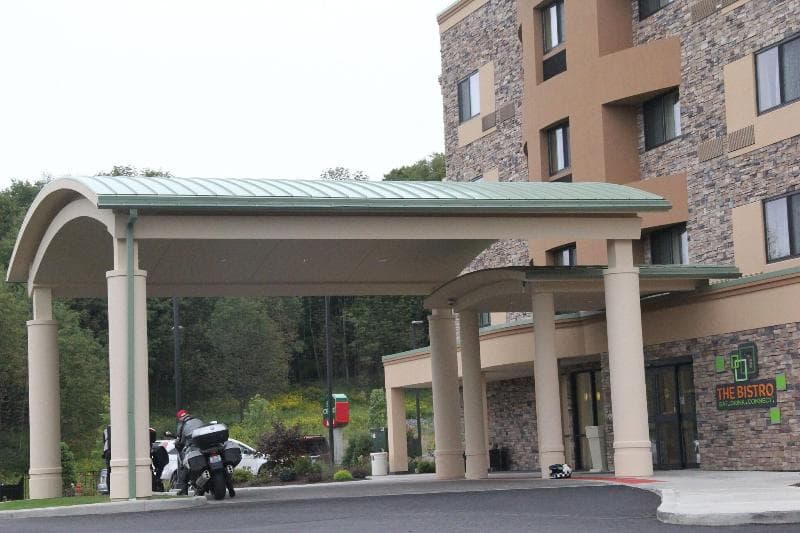 Courtyard Oneonta Cooperstown Area 4