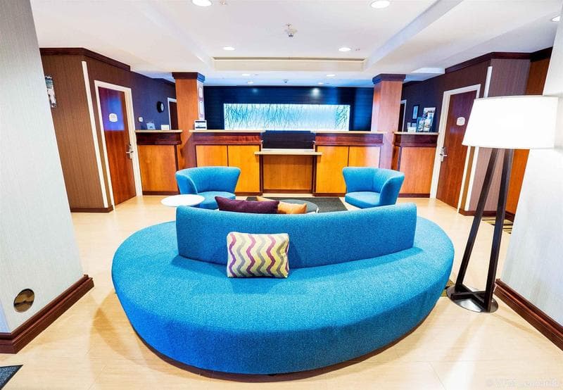 Fairfield Inn Medford Long Island 2