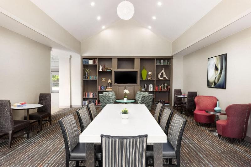 Residence Inn Des Moines West At Jordan Creek Town Center 3