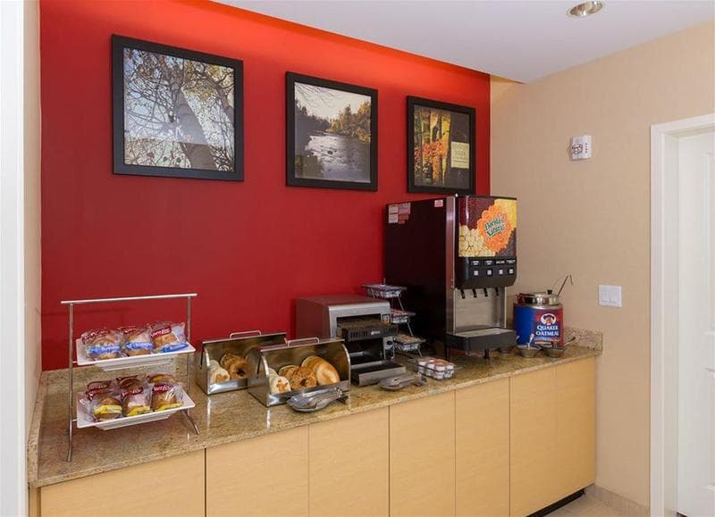 Towneplace Suites Buffalo Airport 2