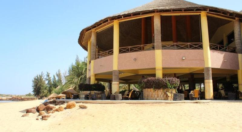 Royal Saly 2