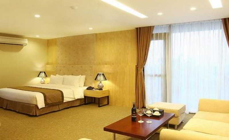 Riverside Hanoi Hotel 4
