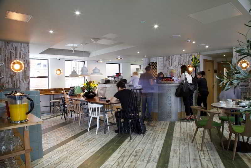 Z Piccadilly (Adults Only) 3