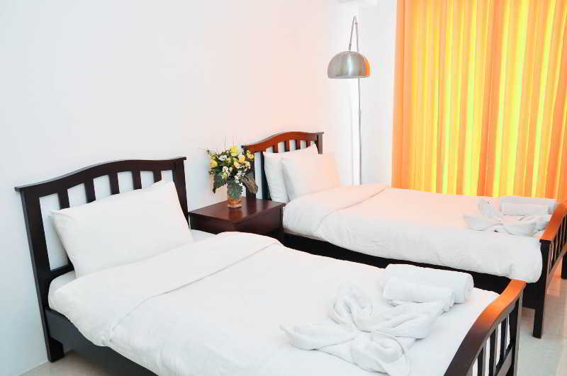 Dian Suites Makati by OYO main