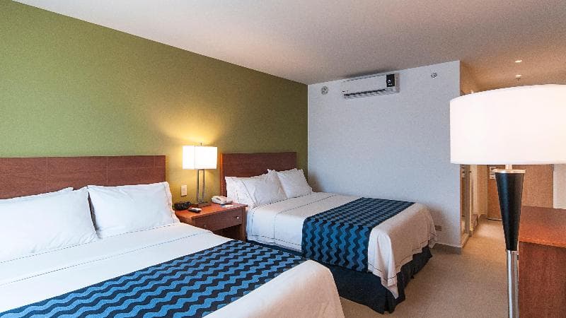 Holiday Inn Express Cabo San Lucas 4