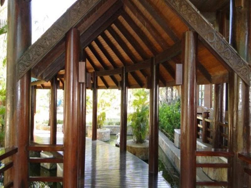 Central Hotel Ngwe Saung 2