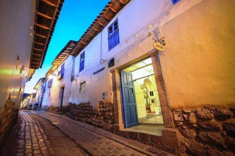 Apu Huascaran Hostal 1