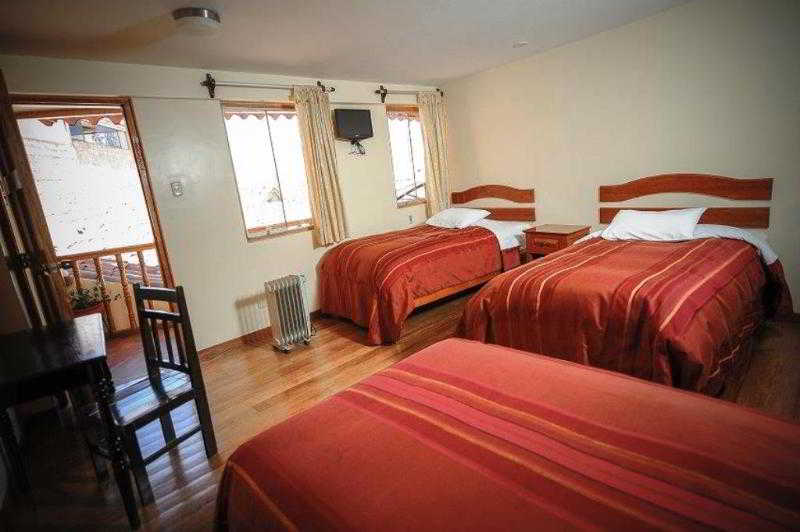 Apu Huascaran Hostal 5