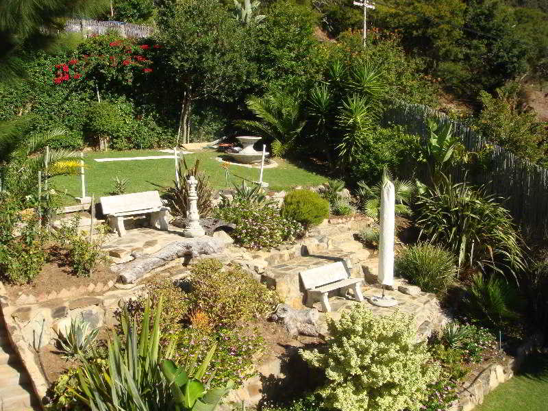 Signal Hill Lodge (Adults Only) 2