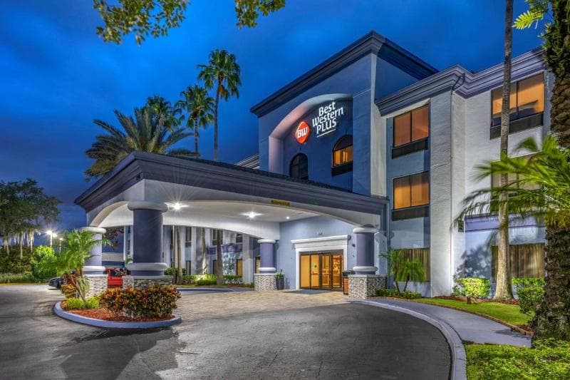 Best Western Plus Orlando East- UCF Area photo 1