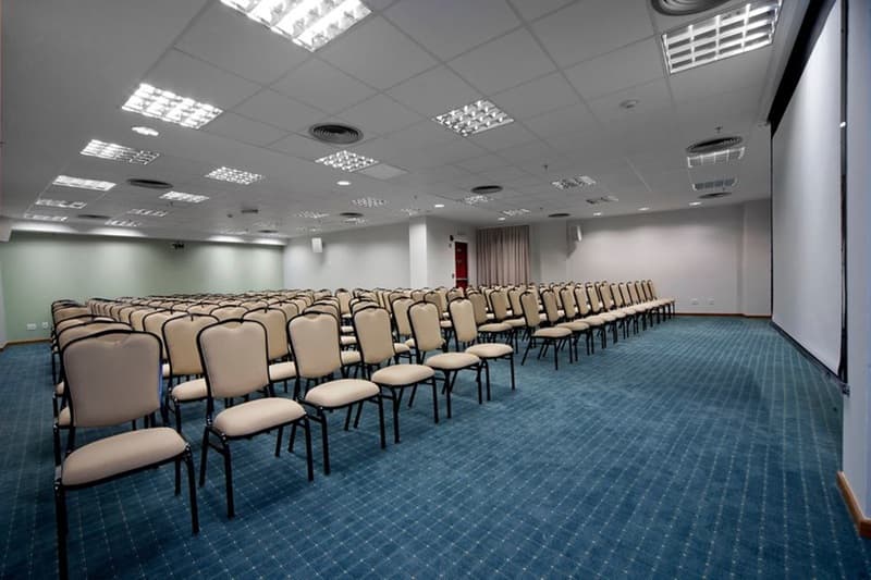 Quality Hotel Vitoria main