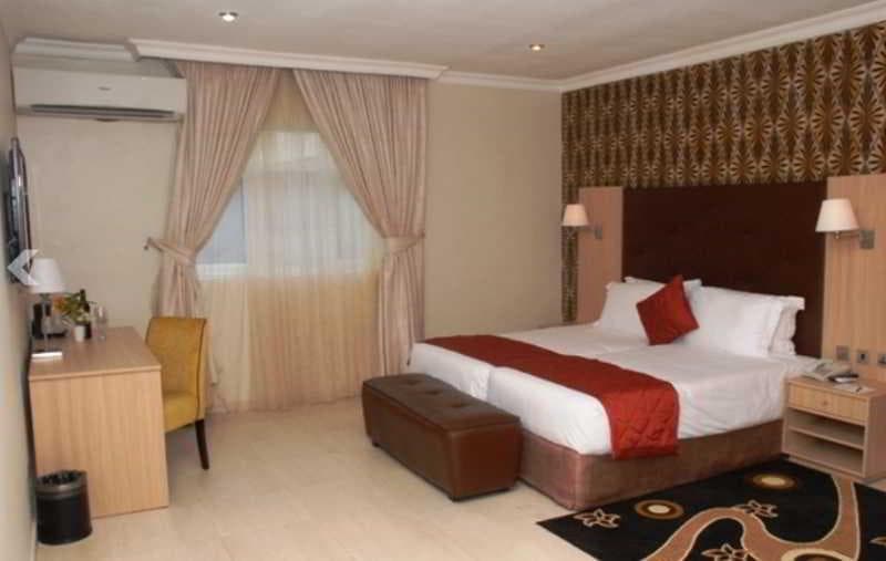 Amber Residence 5