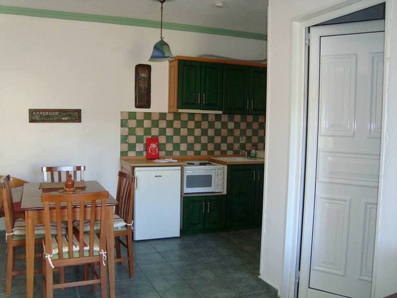 Green Hill Studios & Apartments main