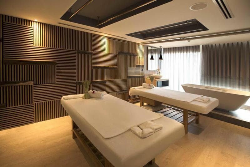 Liberty Central Saigon Citypoint Hotel 4