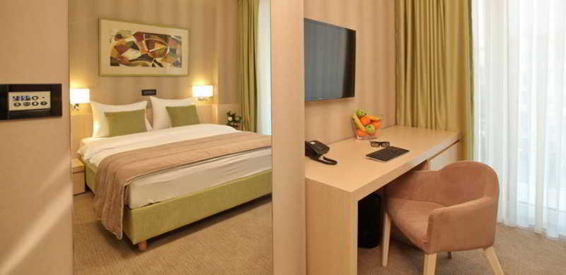 Argo Garni Hotel 3