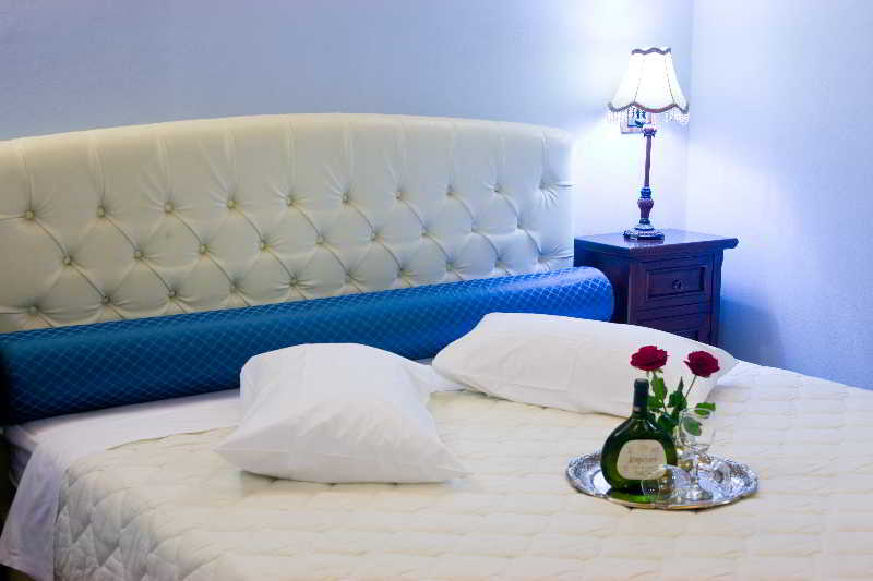 Kyveli Suites 4