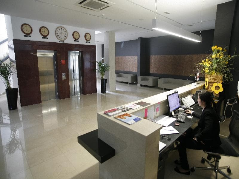 City Hotel 3