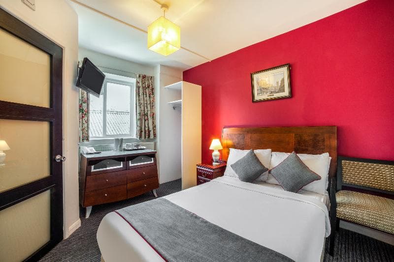 The Strand Hotel 5
