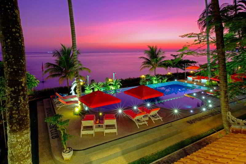 Bondalem Beach Club 5