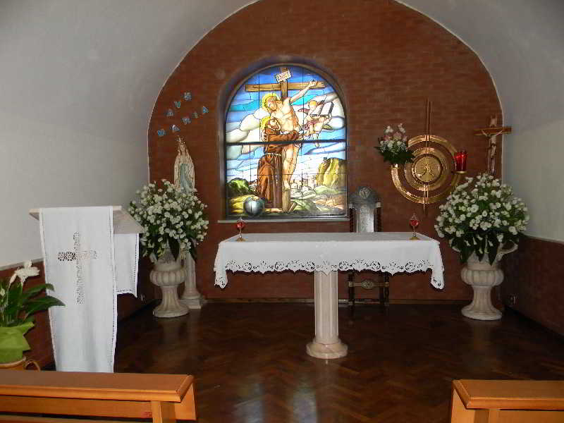 Oasi Madre Della Pace 4