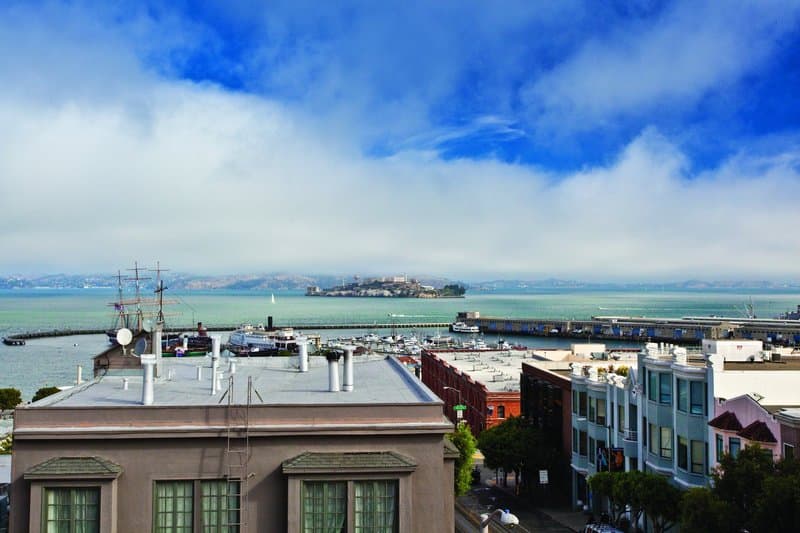 Suites At Fishermans Wharf 3