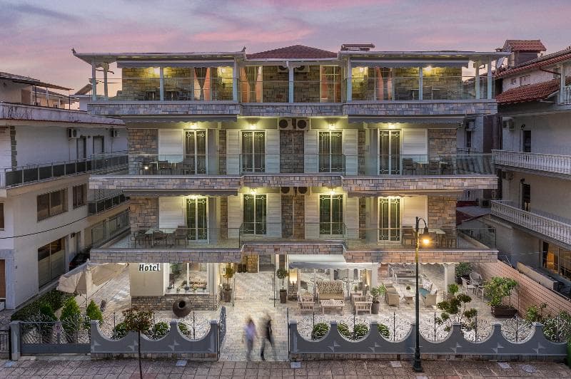 Ouzas Luxury Hotel 3