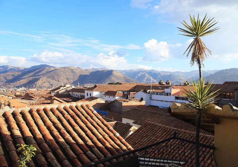 Los Apus & Mirador 5