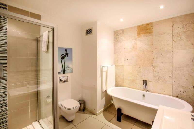 The Nicol Hotel And Apartments photo 1