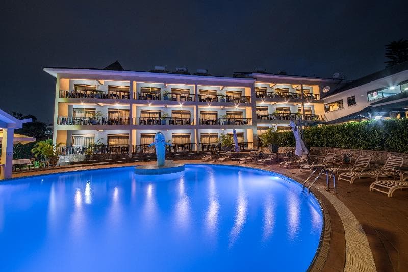 Dolphin Suites 4