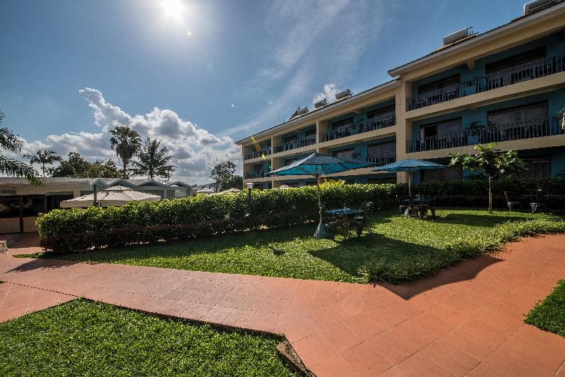 Dolphin Suites 5