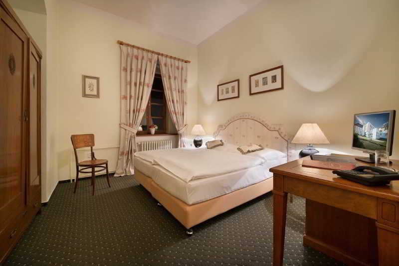 Hotel Maxmilian Lifestyle Resort 4