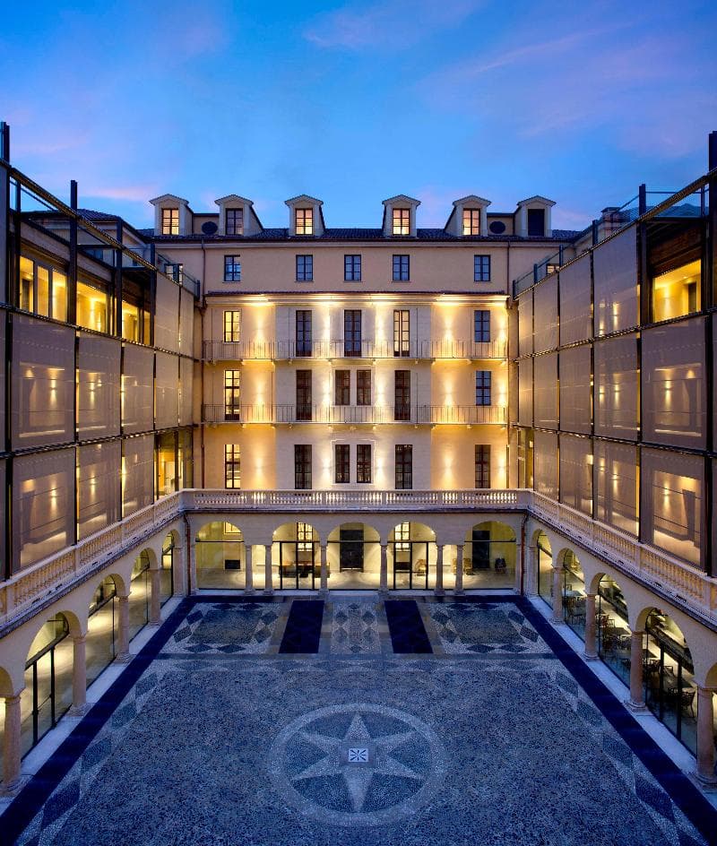 NH Collection Torino Piazza Carlina 3