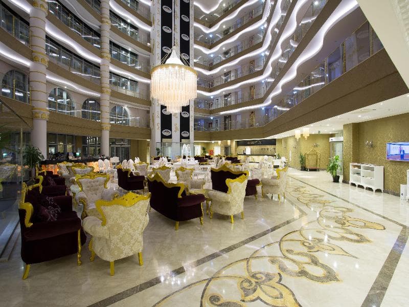 Water Side Resort & Spa 4