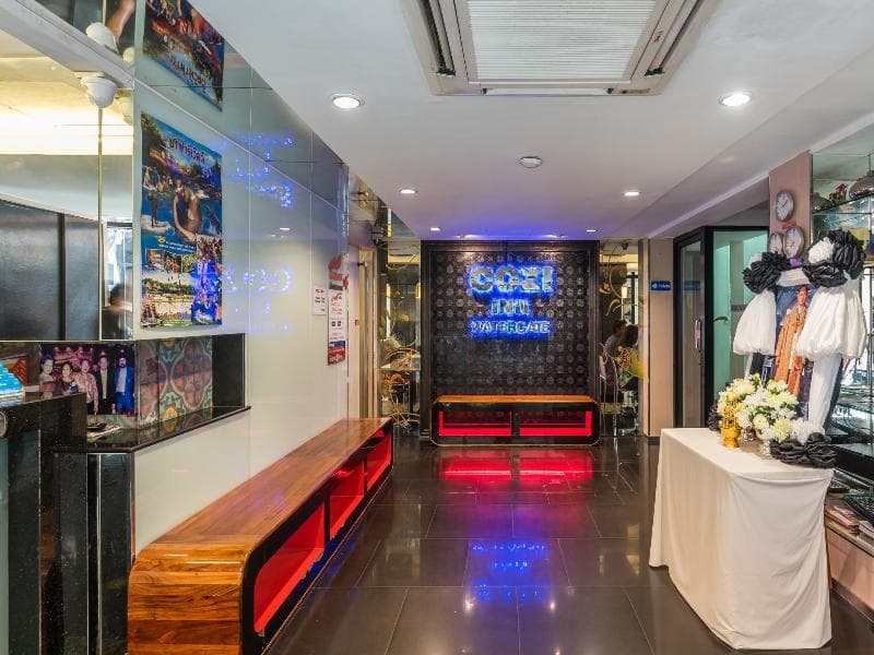 The Cozi Inn Bangkok 2