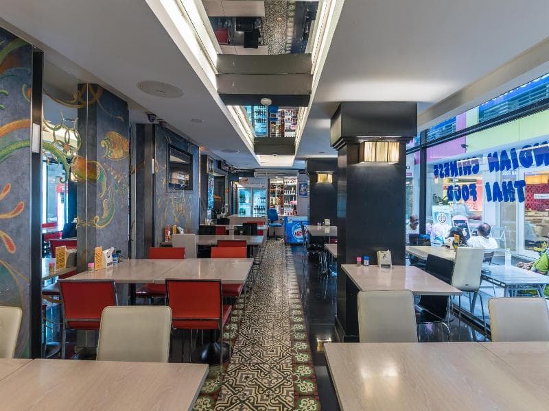 The Cozi Inn Bangkok main