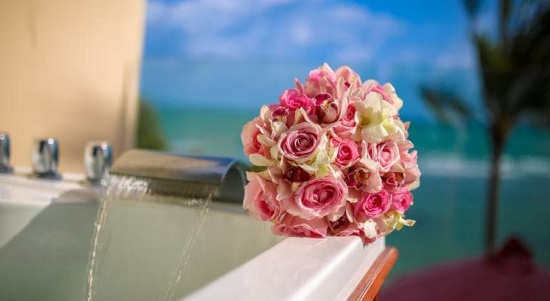 Royal Beach Boutique Resort & Spa 5