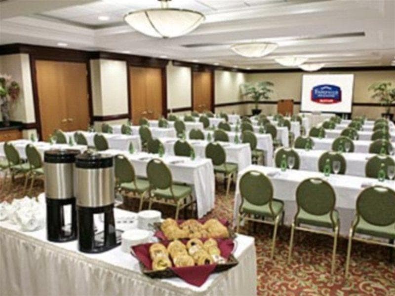 Fairfield Inn & Suites Toronto Airport photo 1