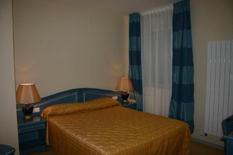 Hôtel Le Continental 2