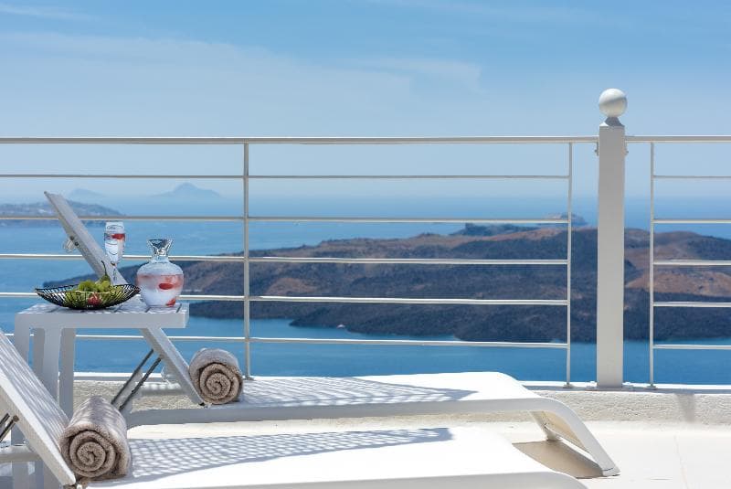 Nefeles Luxury Suites 3