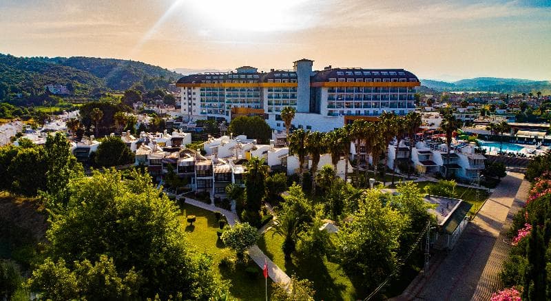 Throne Beach Resort & Spa photo 1