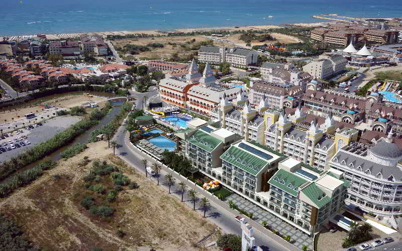 Palm World Resort & Spa Side 2